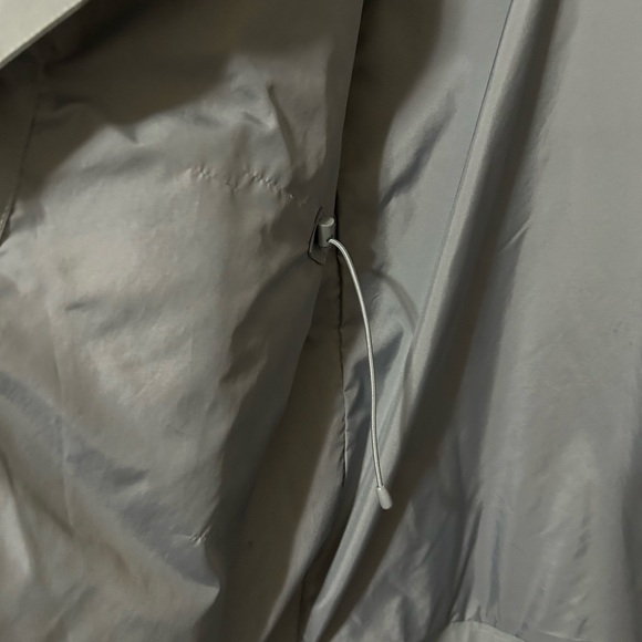 The North Face Women's Charcoal Ski Jacket - Picture 3 of 4